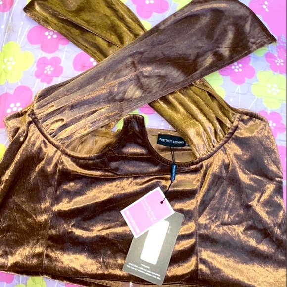 PRETTY LITTLE THING Plus Mocha Velvet Underwired Cross Front Crop Top NEVER WORN - Picture 2 of 5